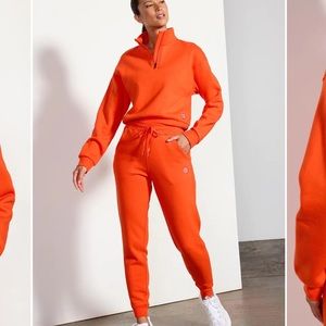 Sweatshirt + Jogger Set in Spicy Orange